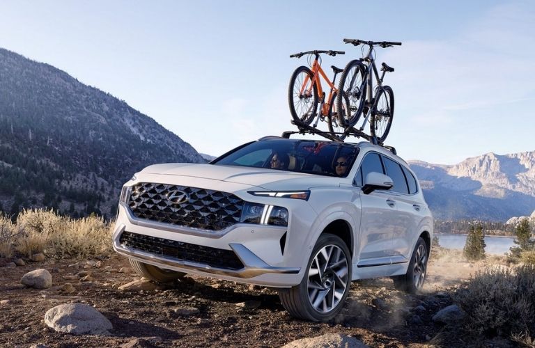 2021 Hyundai Santa Fe front and side view
